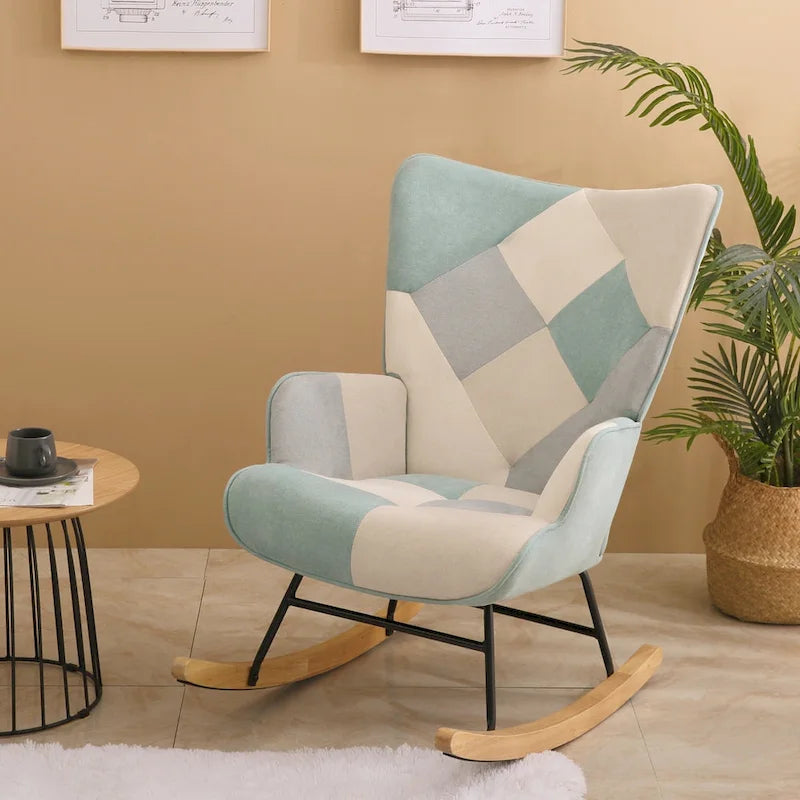 Fauteuil à bascule en tissu Mid-Century avec pieds en bois et lin patchwork