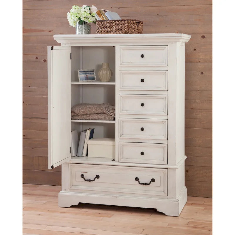 Commode à tiroirs pour homme de style antique