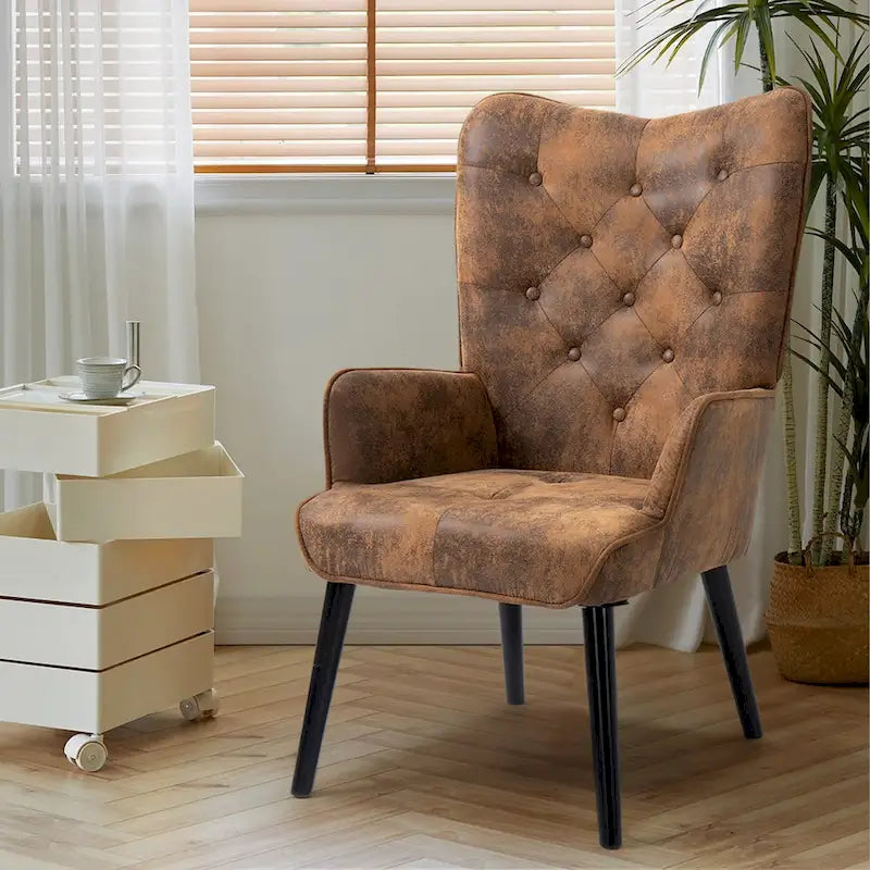 Fauteuil de style campagnard avec dossier à oreilles capitonné